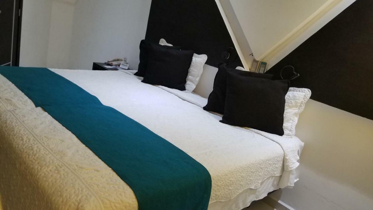 Hotel Dluxe ซานฮวน เด ลอสลากอส ภายนอก รูปภาพ