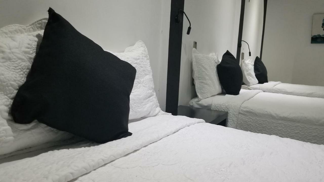 Hotel Dluxe ซานฮวน เด ลอสลากอส ภายนอก รูปภาพ