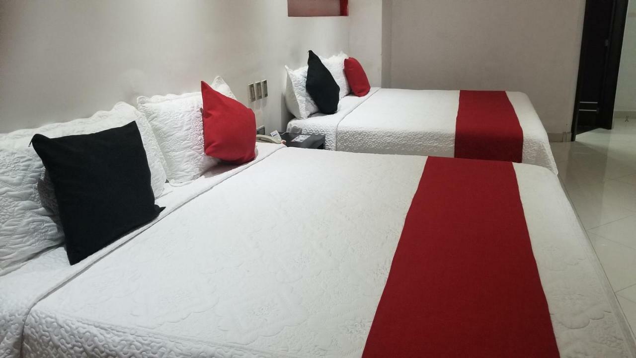 Hotel Dluxe ซานฮวน เด ลอสลากอส ภายนอก รูปภาพ
