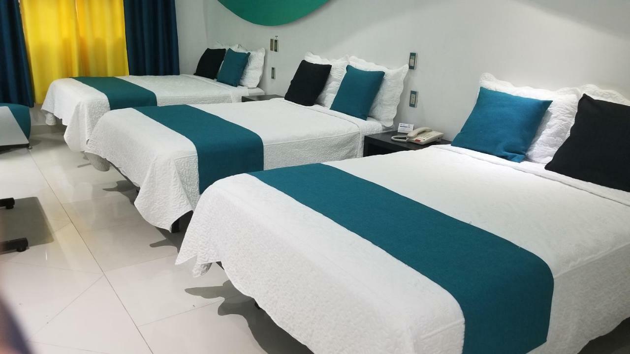 Hotel Dluxe ซานฮวน เด ลอสลากอส ภายนอก รูปภาพ