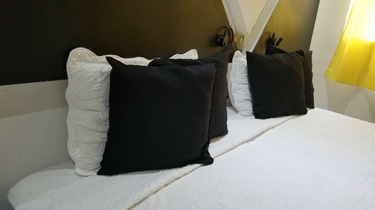 Hotel Dluxe ซานฮวน เด ลอสลากอส ภายนอก รูปภาพ
