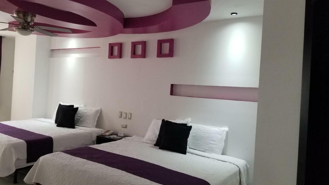 Hotel Dluxe ซานฮวน เด ลอสลากอส ภายนอก รูปภาพ