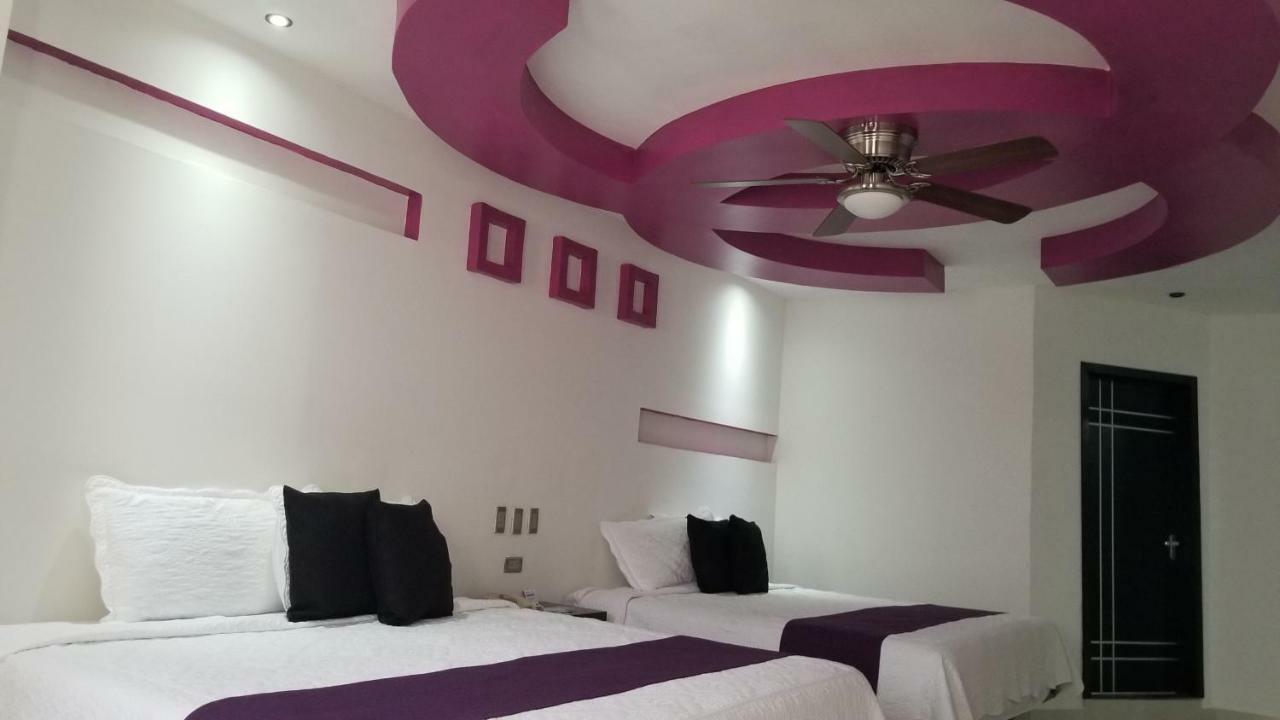 Hotel Dluxe ซานฮวน เด ลอสลากอส ภายนอก รูปภาพ